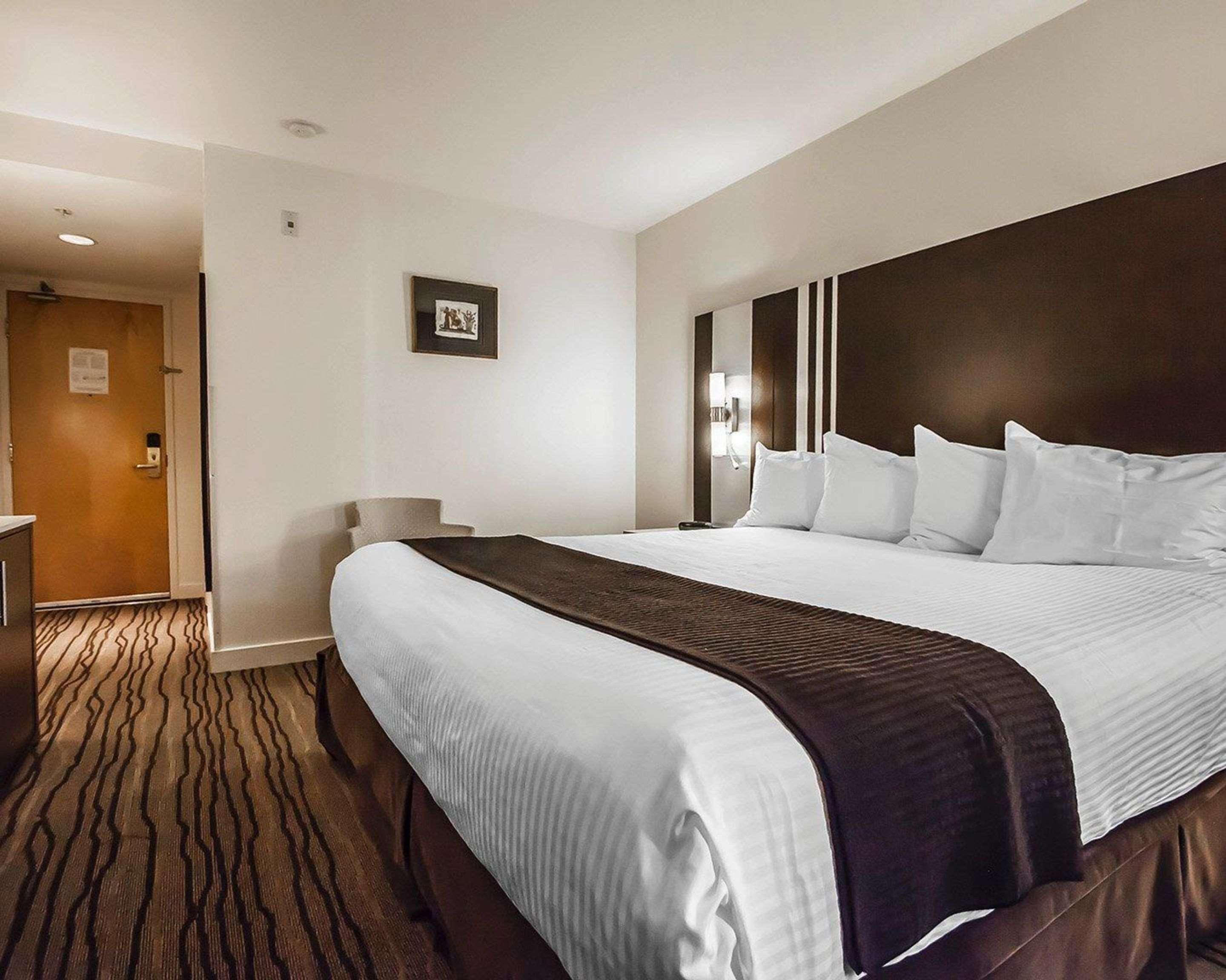Quality Hotel Airport South Richmond Zewnętrze zdjęcie