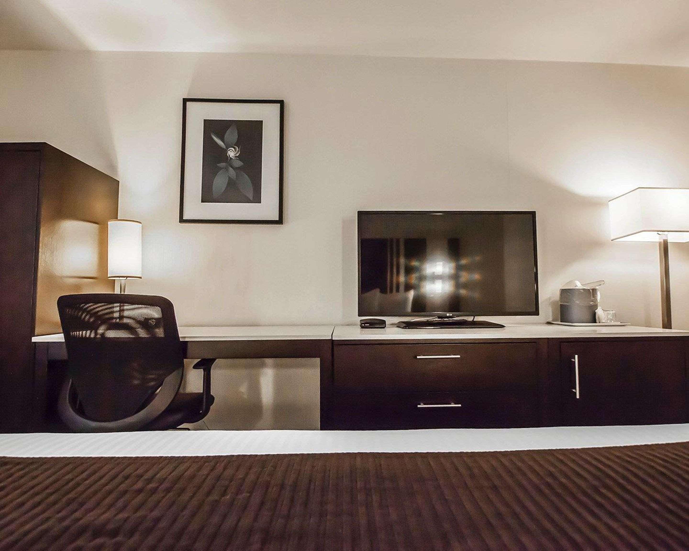Quality Hotel Airport South Richmond Zewnętrze zdjęcie