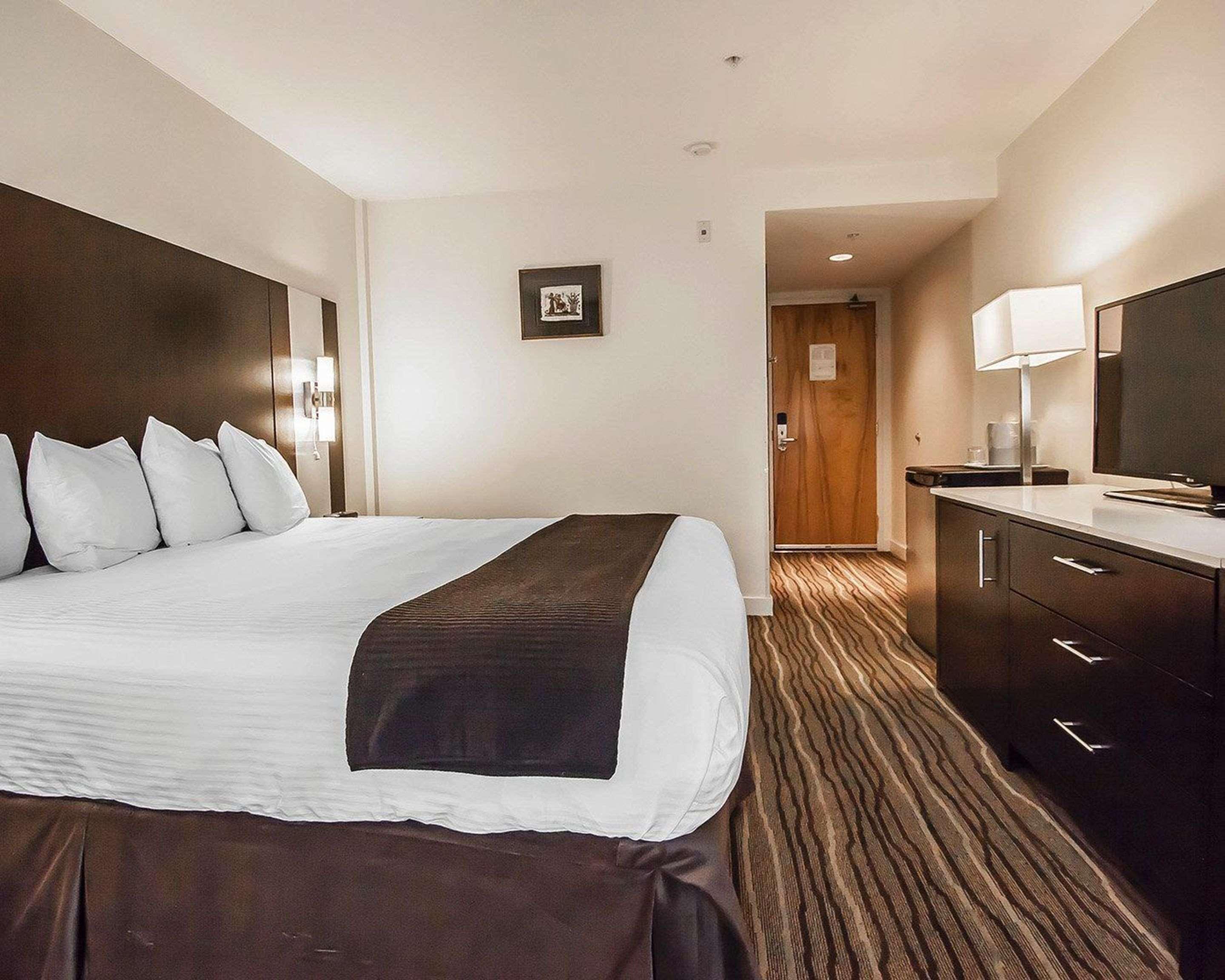 Quality Hotel Airport South Richmond Zewnętrze zdjęcie